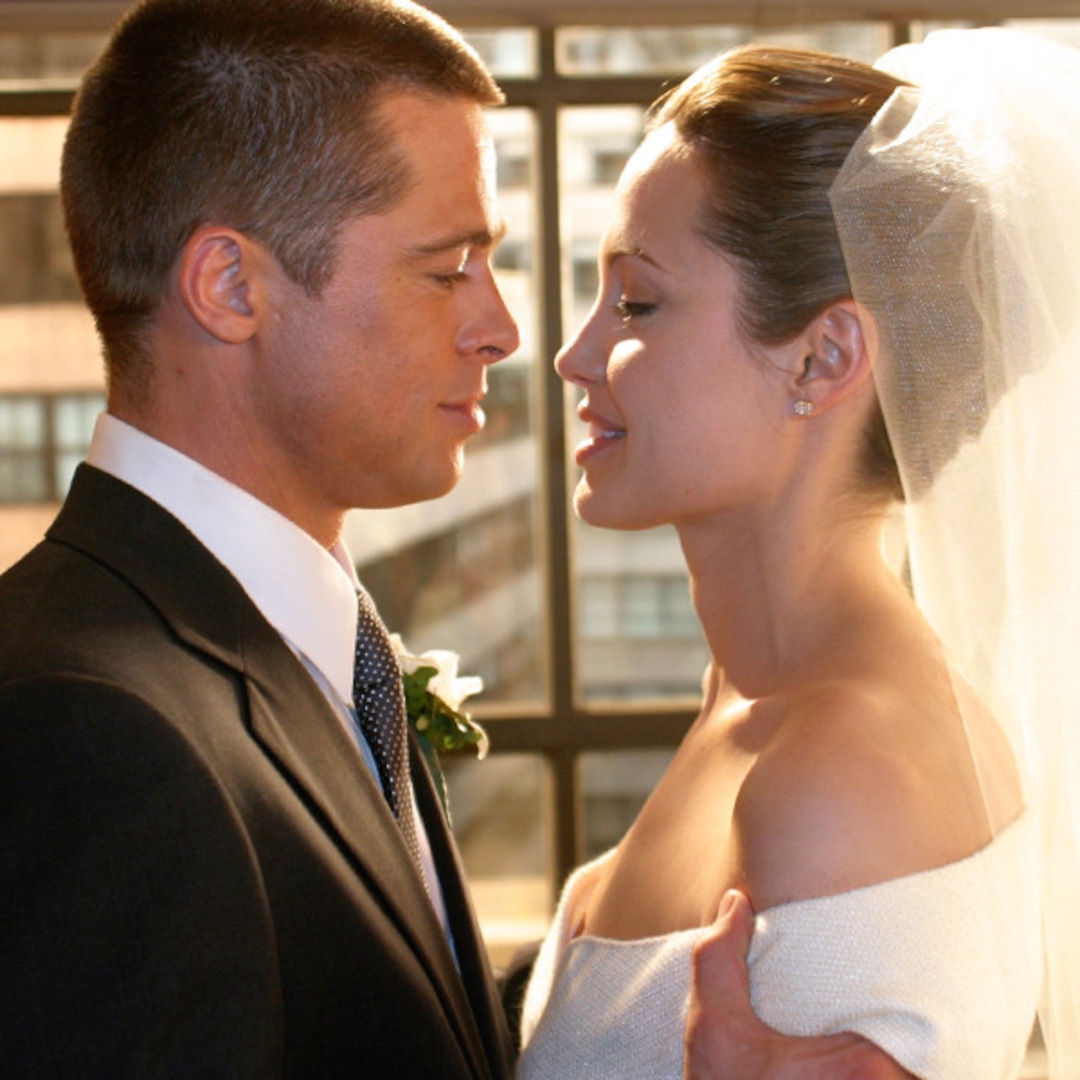 See Photos of Angelina Jolie and Brad Pitt on Their Wedding Day and Looking in Mr See Photos of Angelina Jolie and Brad Pitt on Their Wedding Day and Looking in Mr